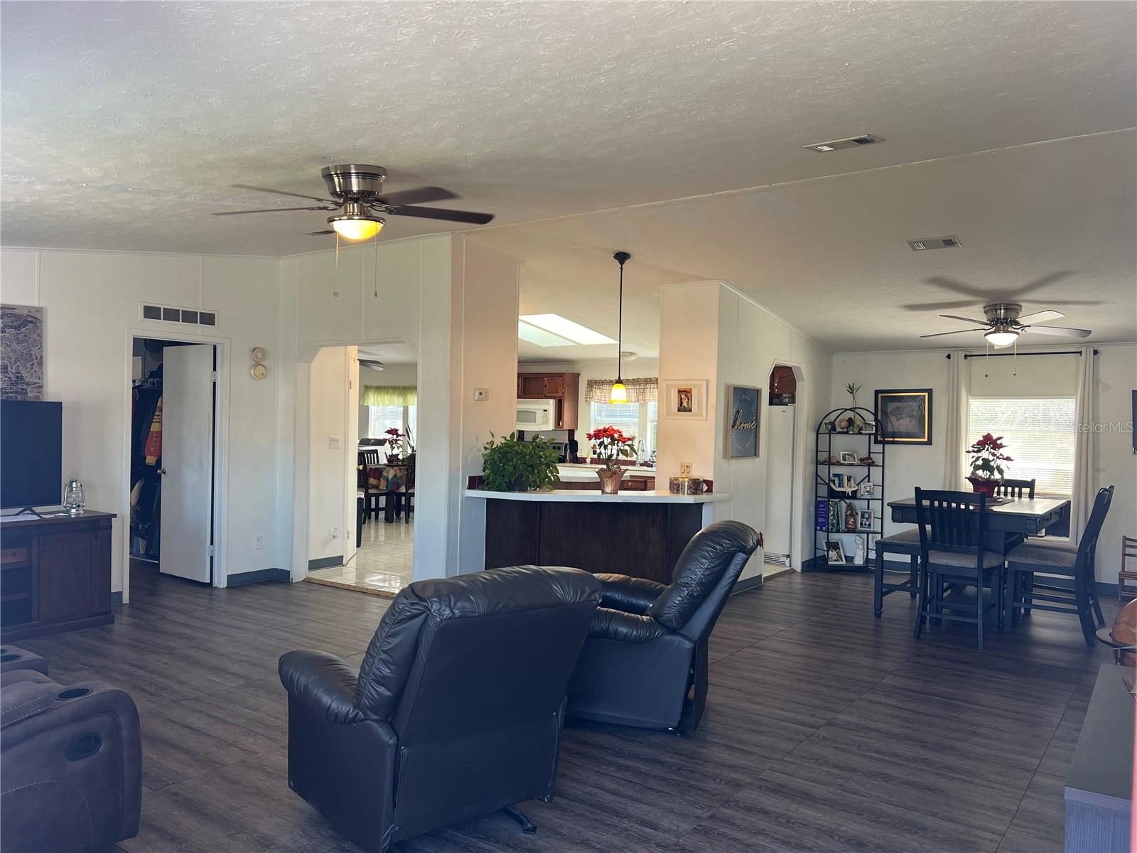 Image 6 of 21 For 1124 Dara Cay Drive