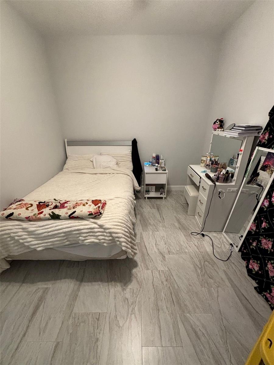 Image 8 of 13 For 336 Caen Court B