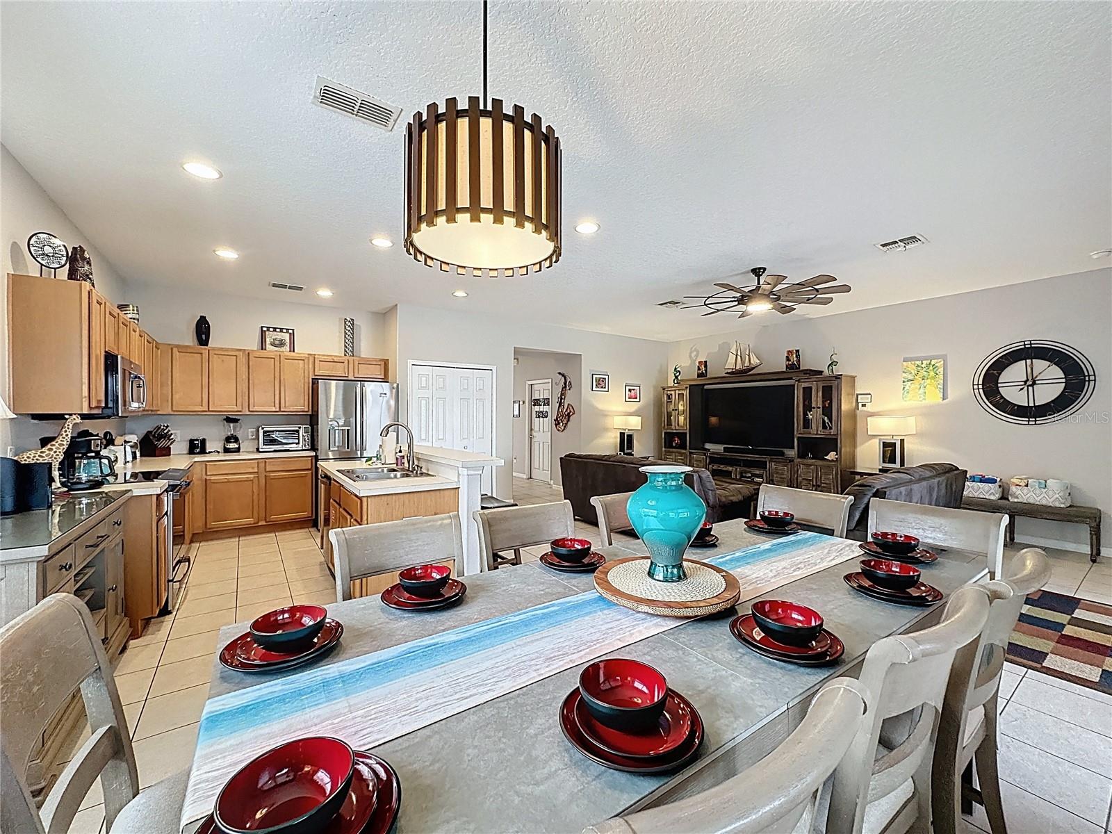 Image 16 of 85 For 163 Tigerlily Court