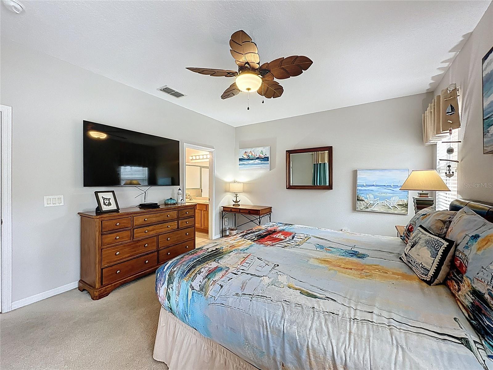 Image 32 of 85 For 163 Tigerlily Court