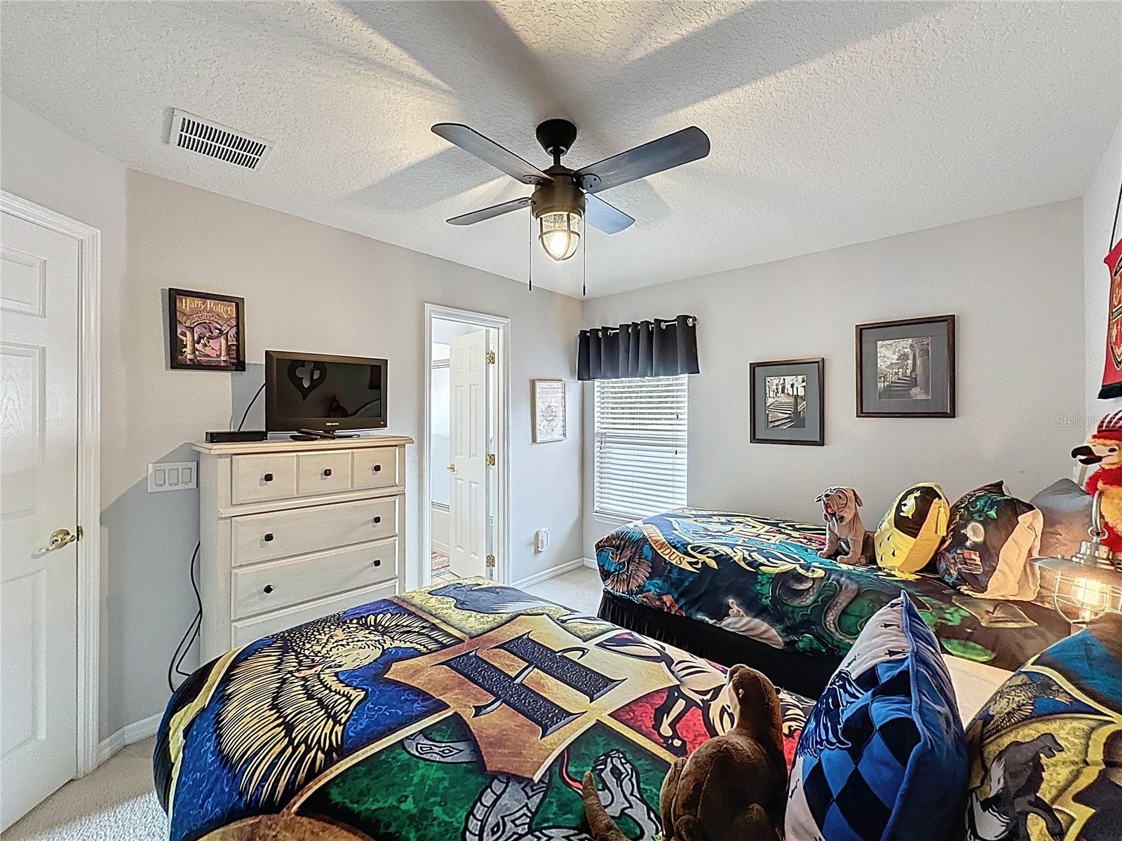 Image 53 of 85 For 163 Tigerlily Court