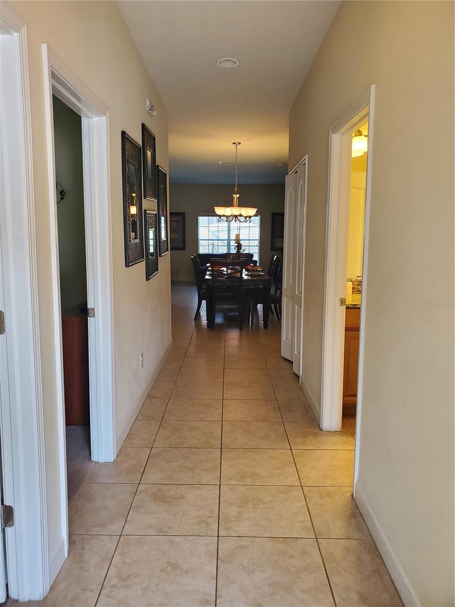 Image 2 of 31 For 8965 Cat Palm Road