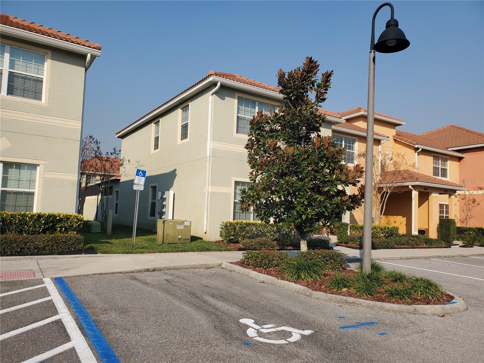 Image 20 of 31 For 8965 Cat Palm Road