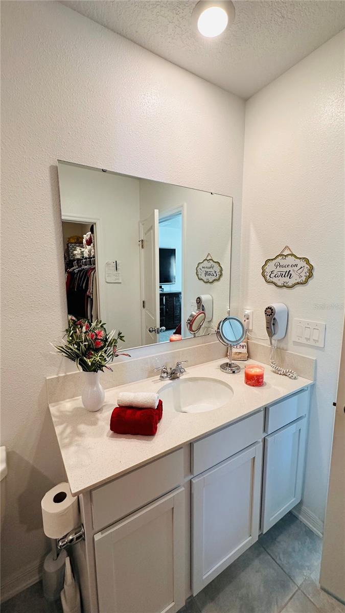 Image 20 of 29 For 4260 Pebbles Throw Drive