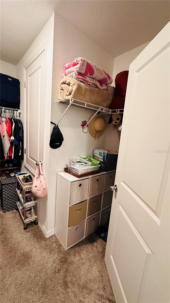 Image 22 of 29 For 4260 Pebbles Throw Drive