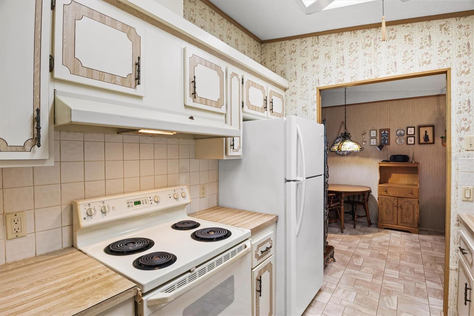 Image 12 of 44 For 6775 Brentwood Drive Ne