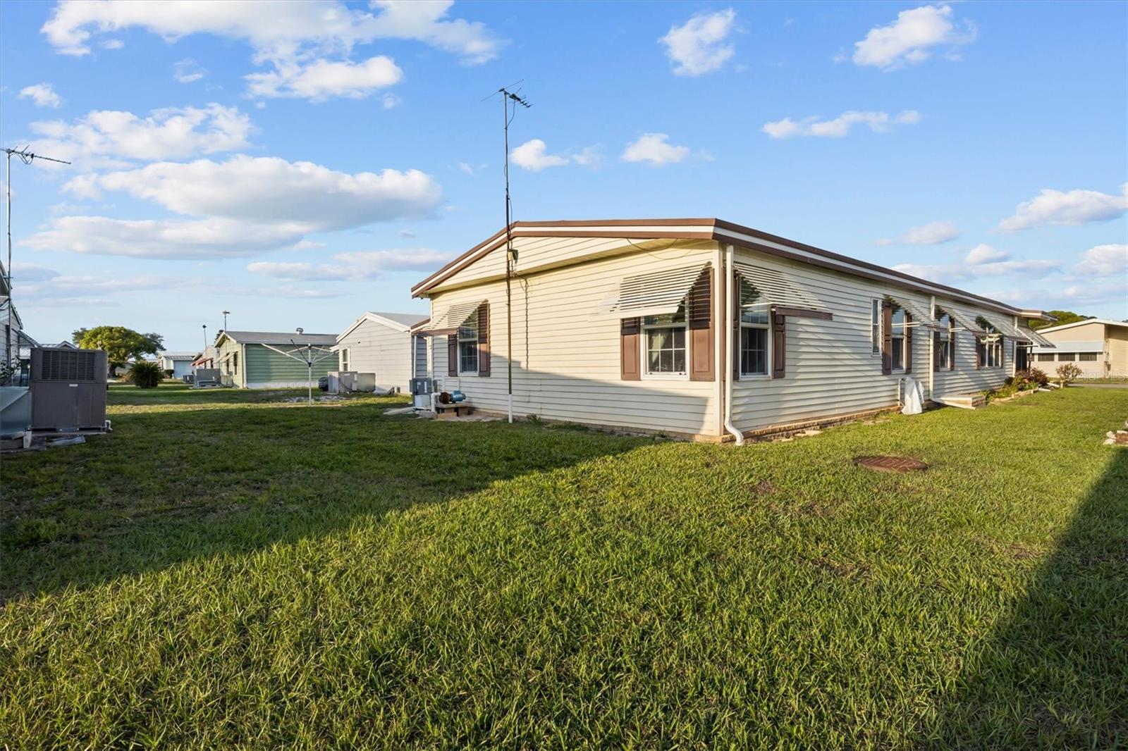 Image 28 of 44 For 6775 Brentwood Drive Ne