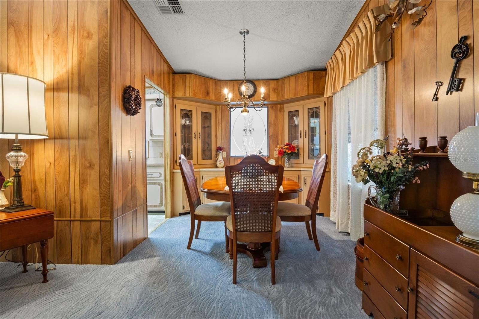 Image 5 of 44 For 6775 Brentwood Drive Ne