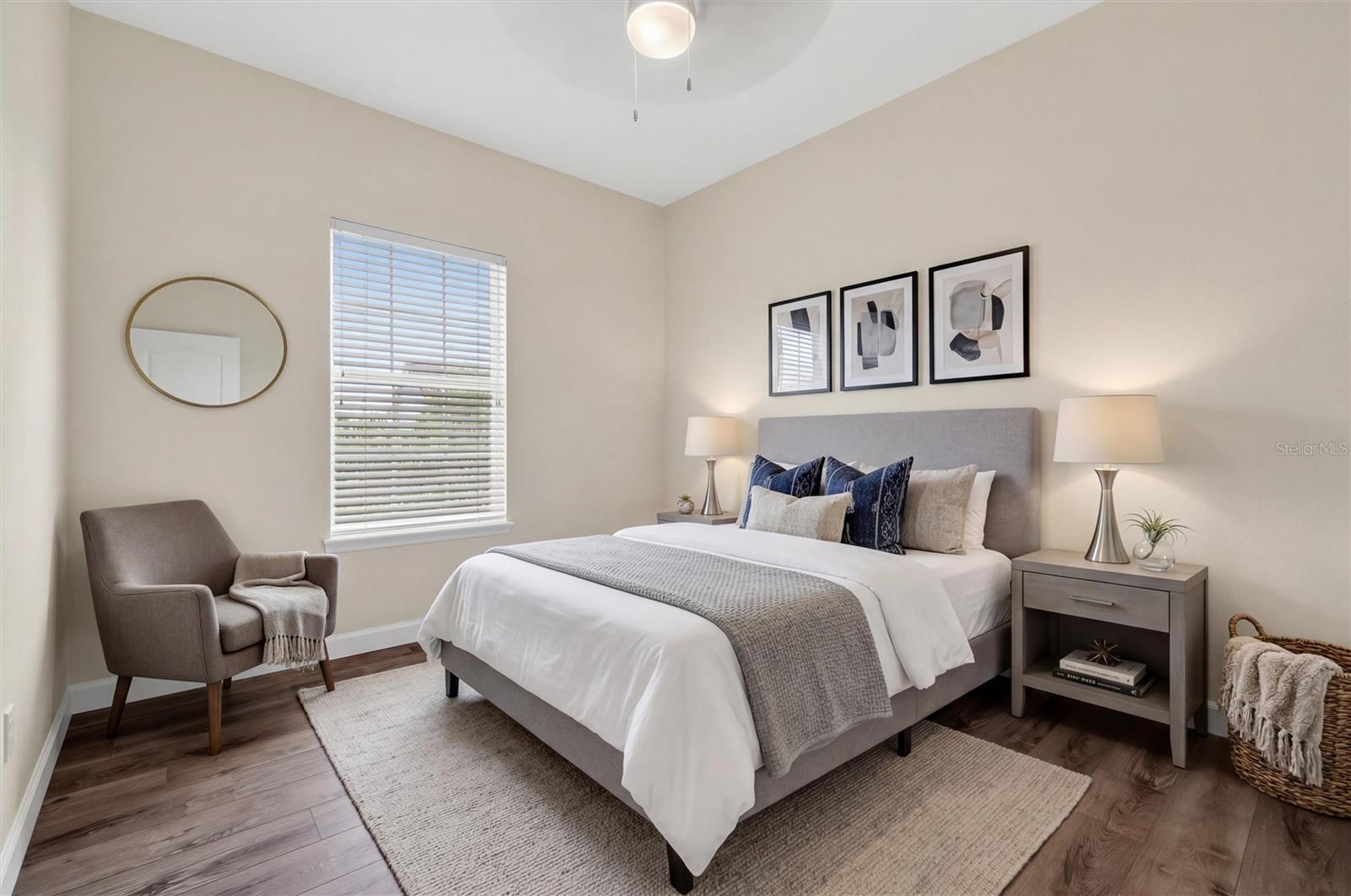 Image 24 of 63 For 105 Grace Avenue