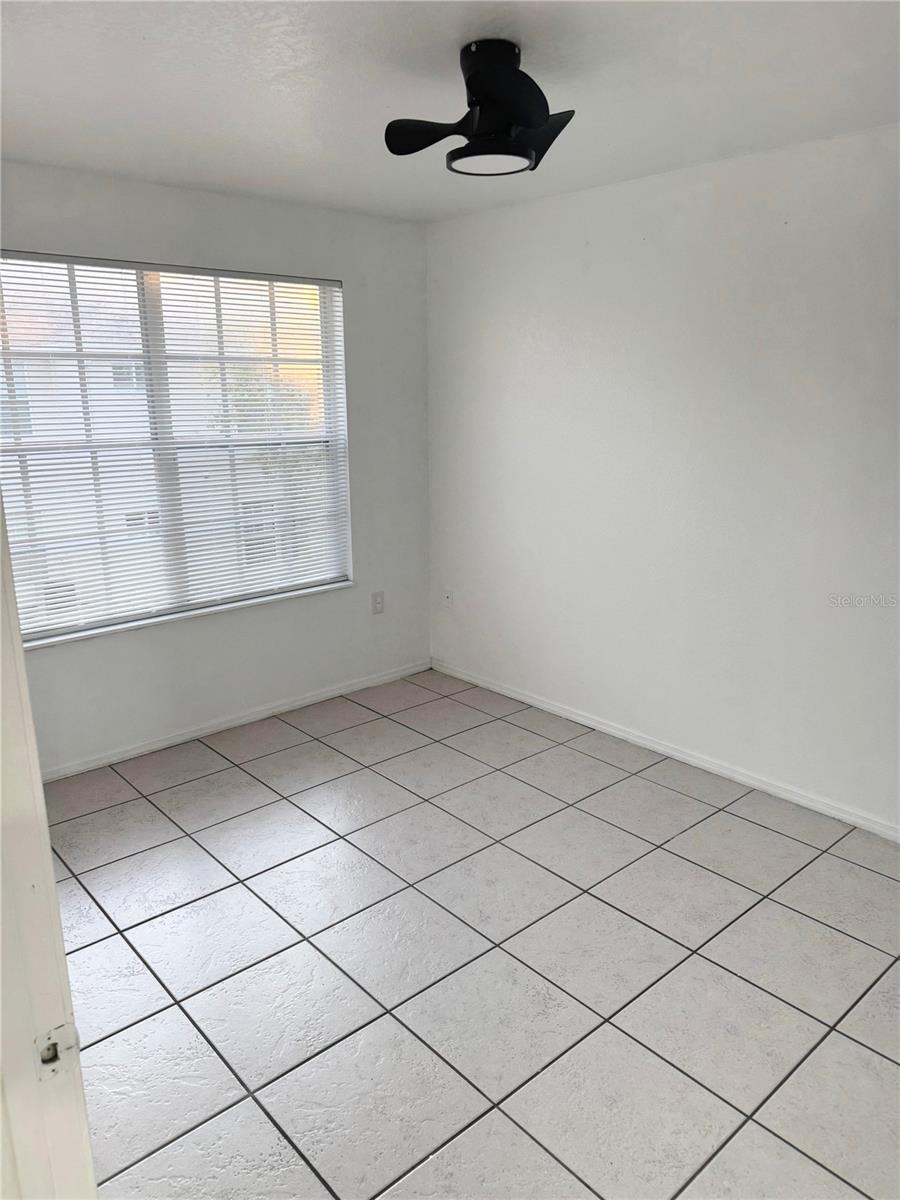 Image 11 of 13 For 2346 Prime Circle B