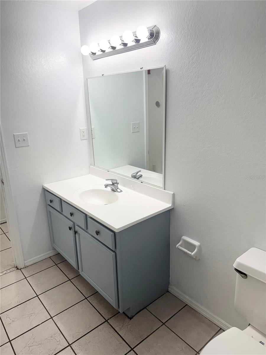 Image 5 of 13 For 2346 Prime Circle B