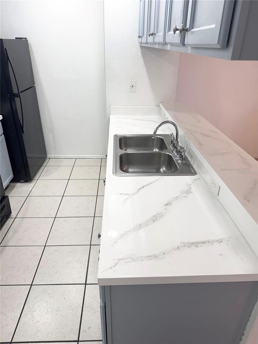 Image 9 of 13 For 2346 Prime Circle B