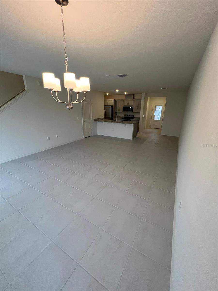 Image 4 of 46 For 2759 Raindrop Run St,