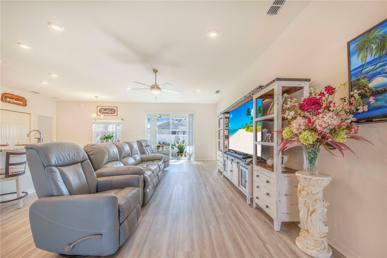 Image 15 of 48 For 1096 Sandpiper Loop