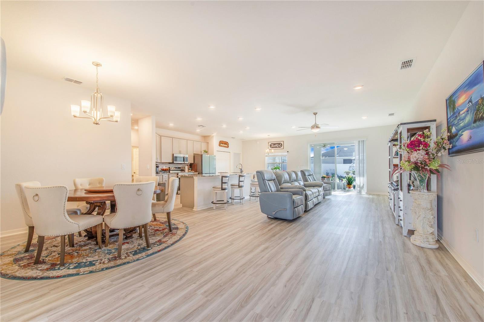 Image 22 of 48 For 1096 Sandpiper Loop