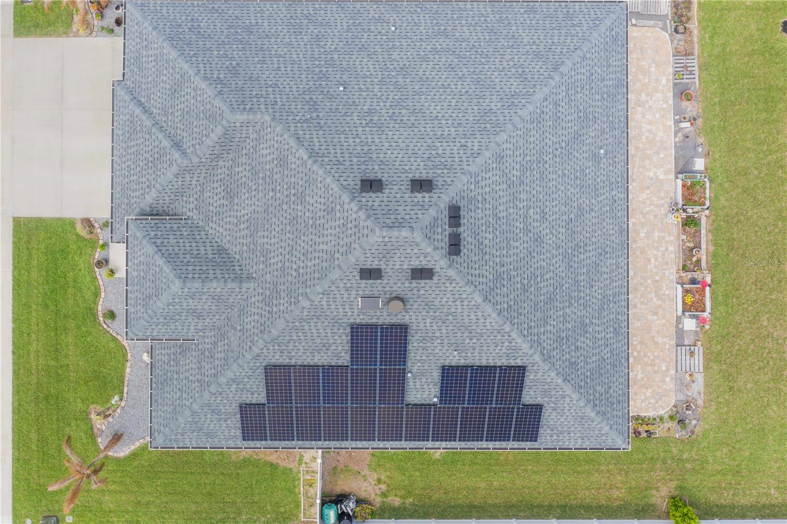 Image 46 of 48 For 1096 Sandpiper Loop