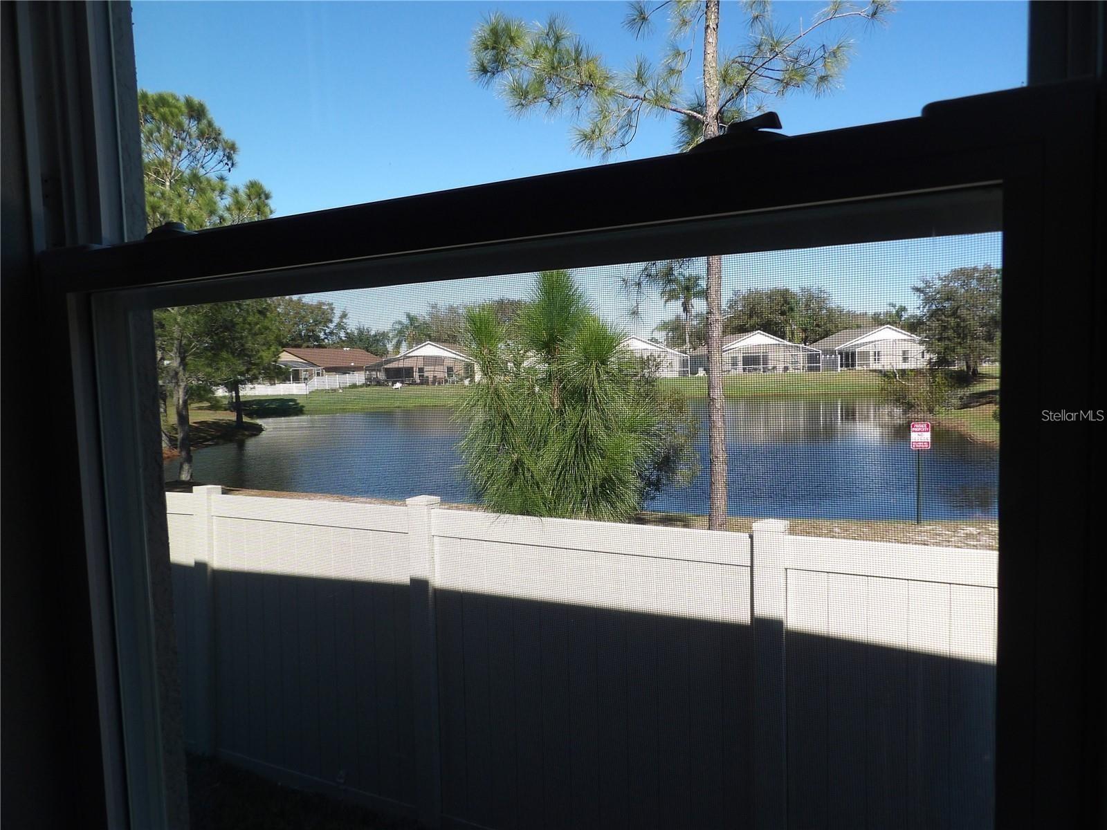 Image 18 of 44 For 17469 Back Bay Court