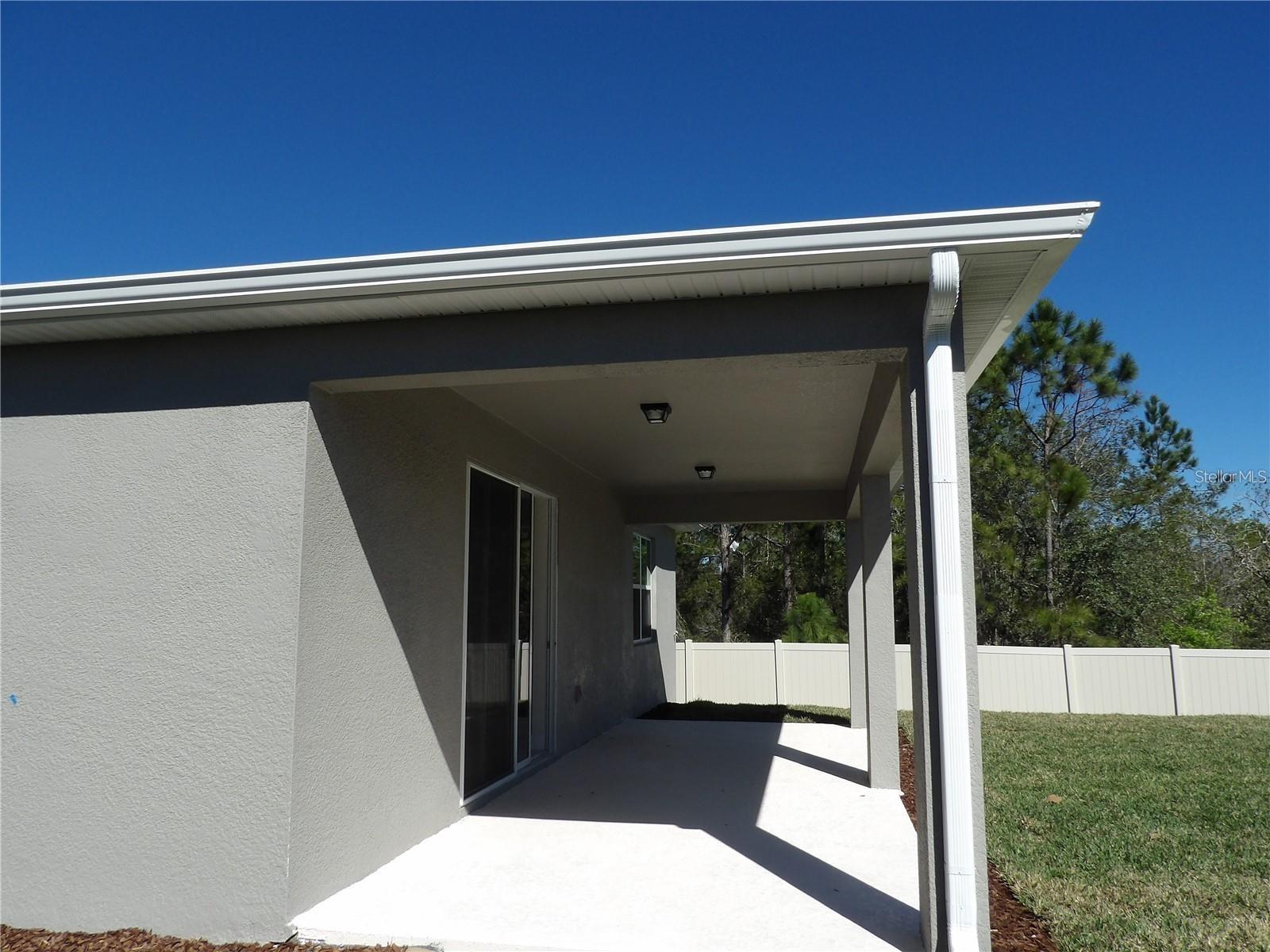 Image 37 of 44 For 17469 Back Bay Court