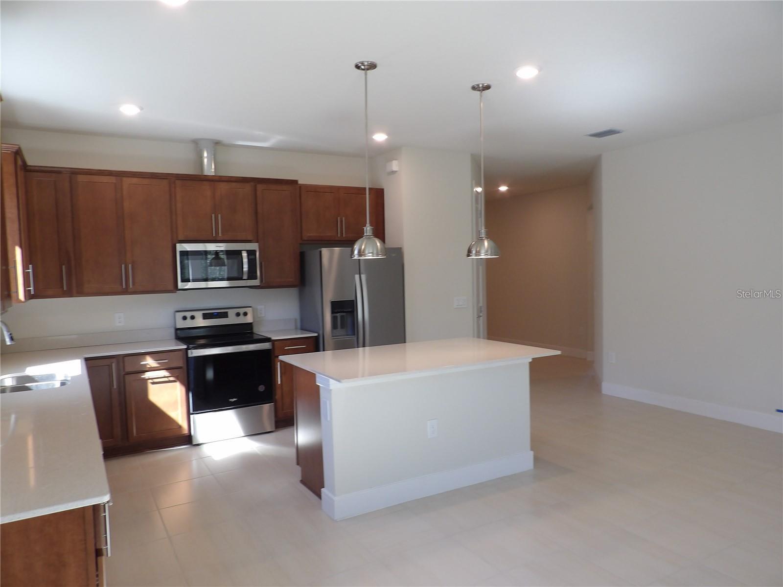 Image 6 of 44 For 17469 Back Bay Court