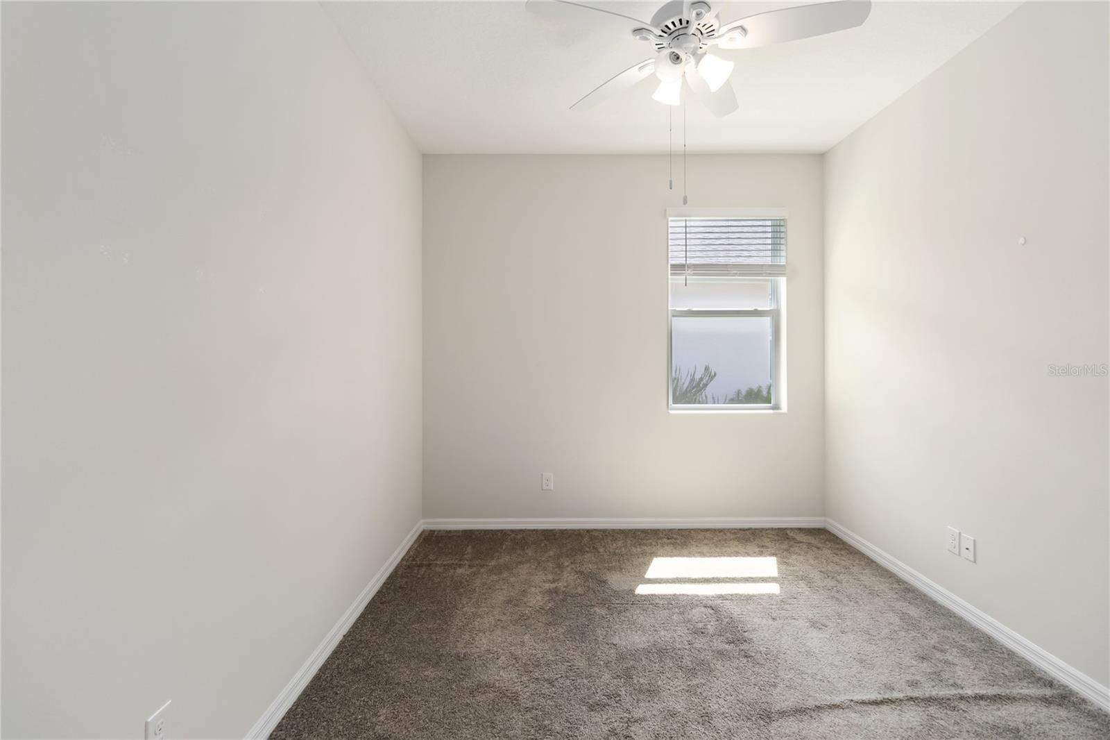 Image 20 of 37 For 1651 Chatsworth Circle