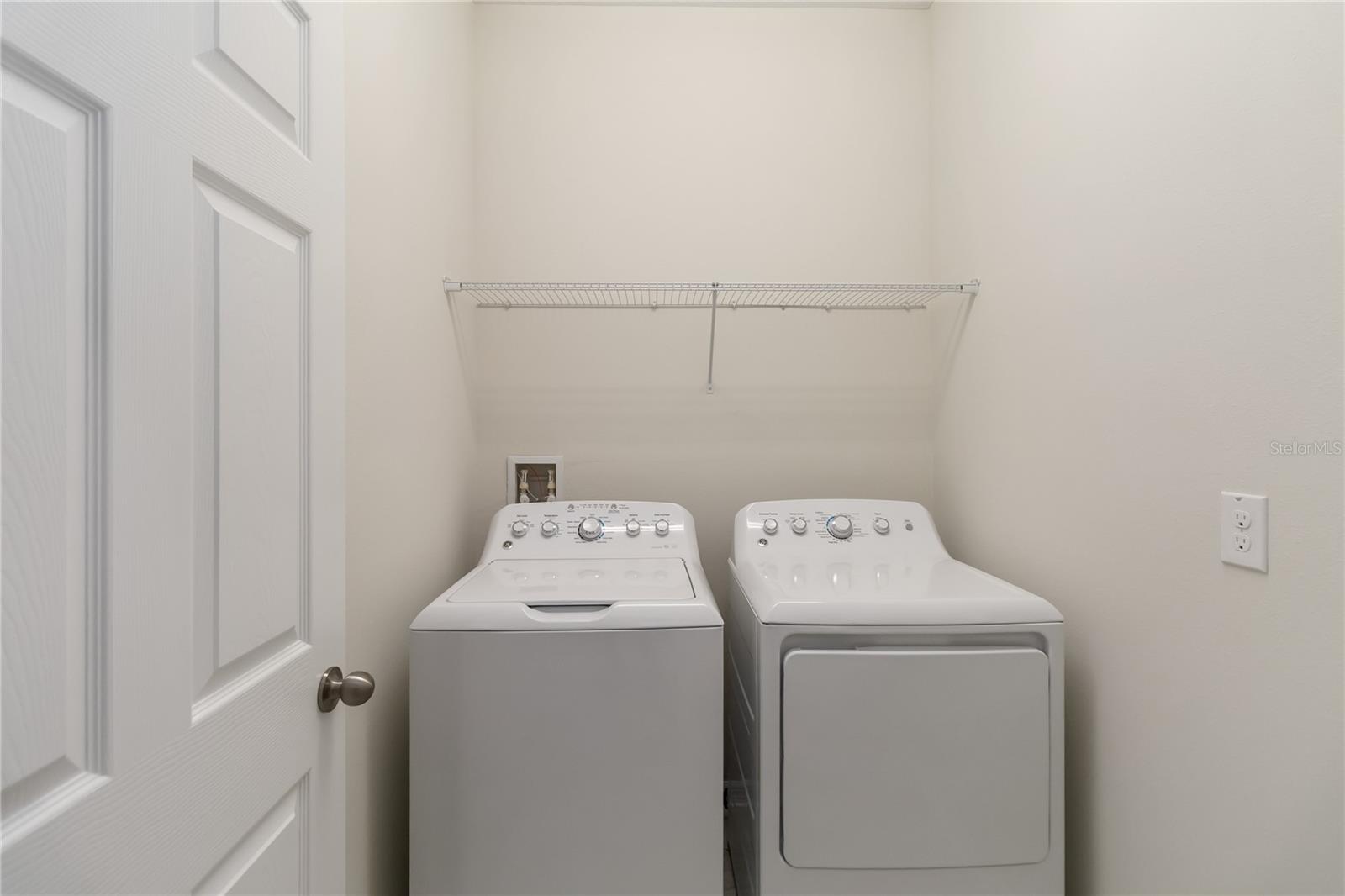 Image 21 of 37 For 1651 Chatsworth Circle