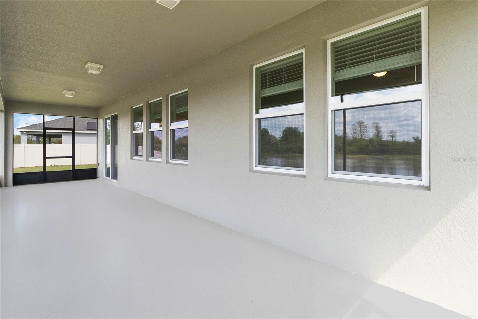 Image 22 of 37 For 1651 Chatsworth Circle