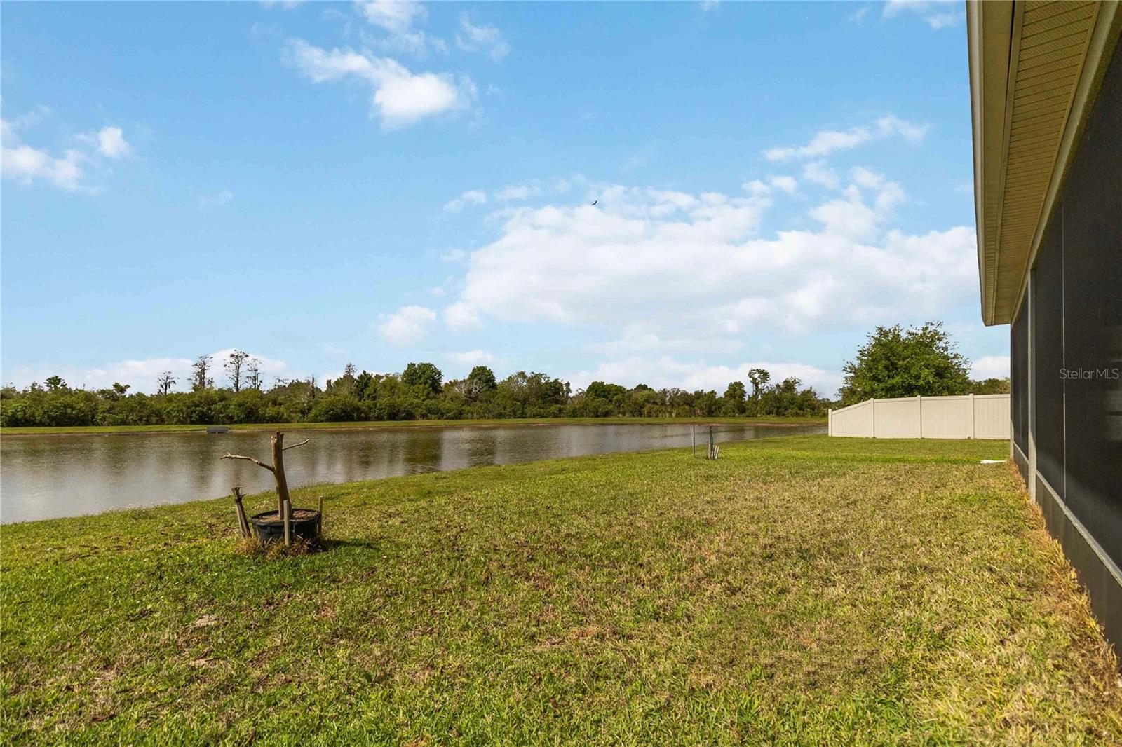 Image 24 of 37 For 1651 Chatsworth Circle