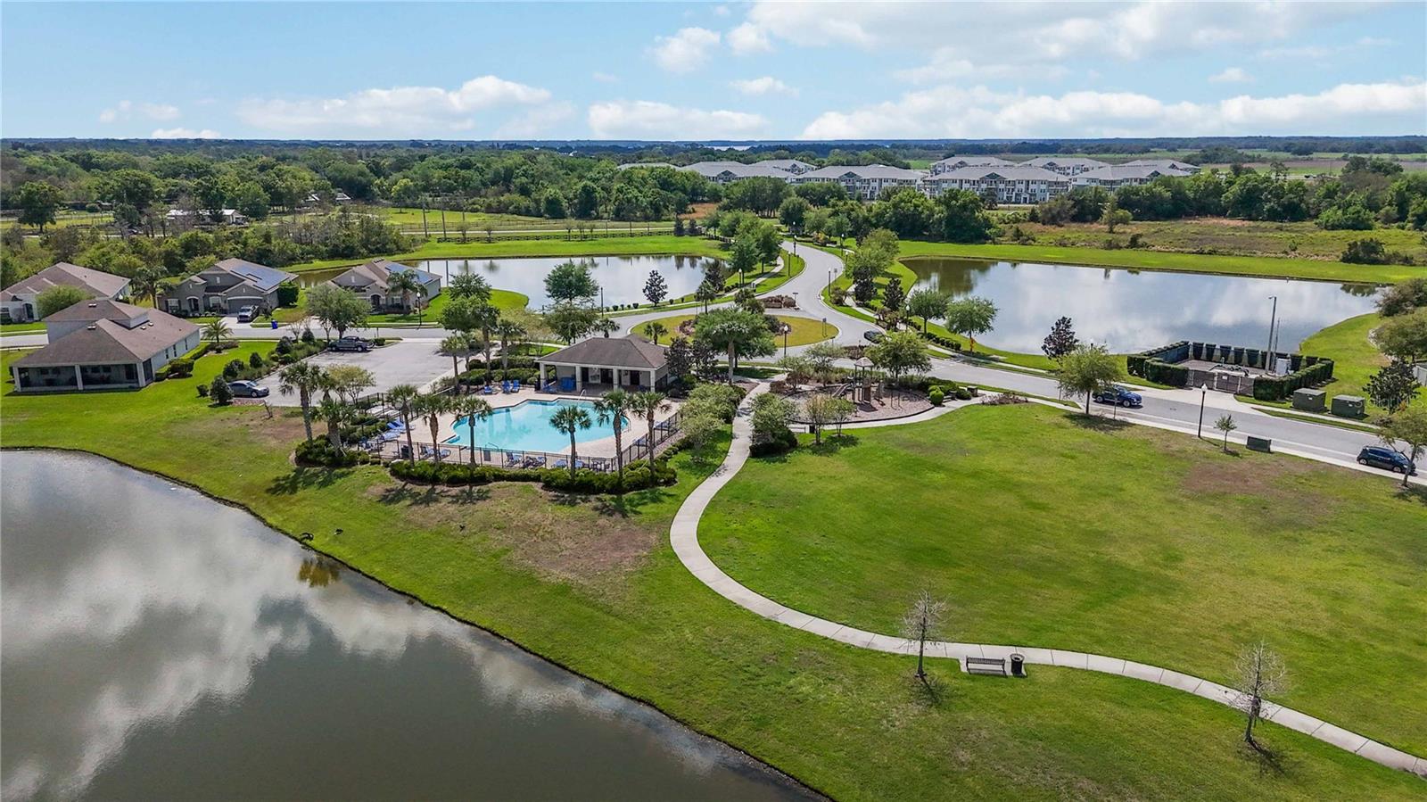 Image 33 of 37 For 1651 Chatsworth Circle