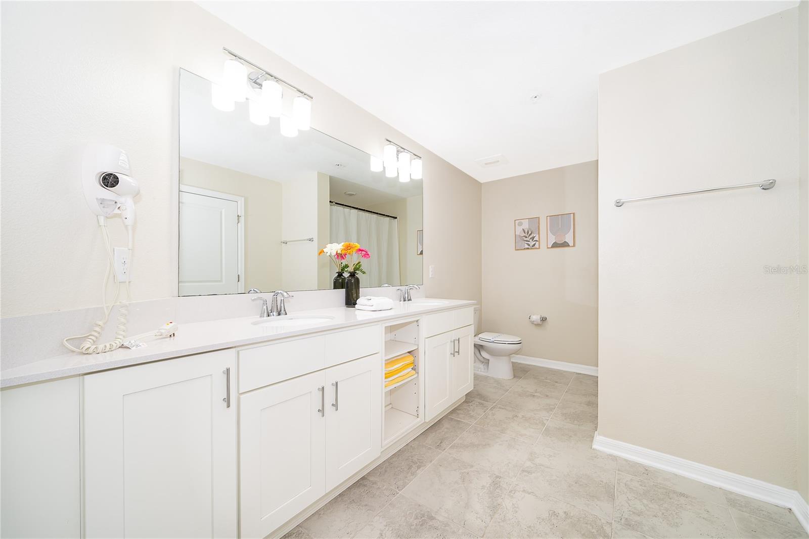 Image 19 of 30 For 3131 Paradox Circle 108