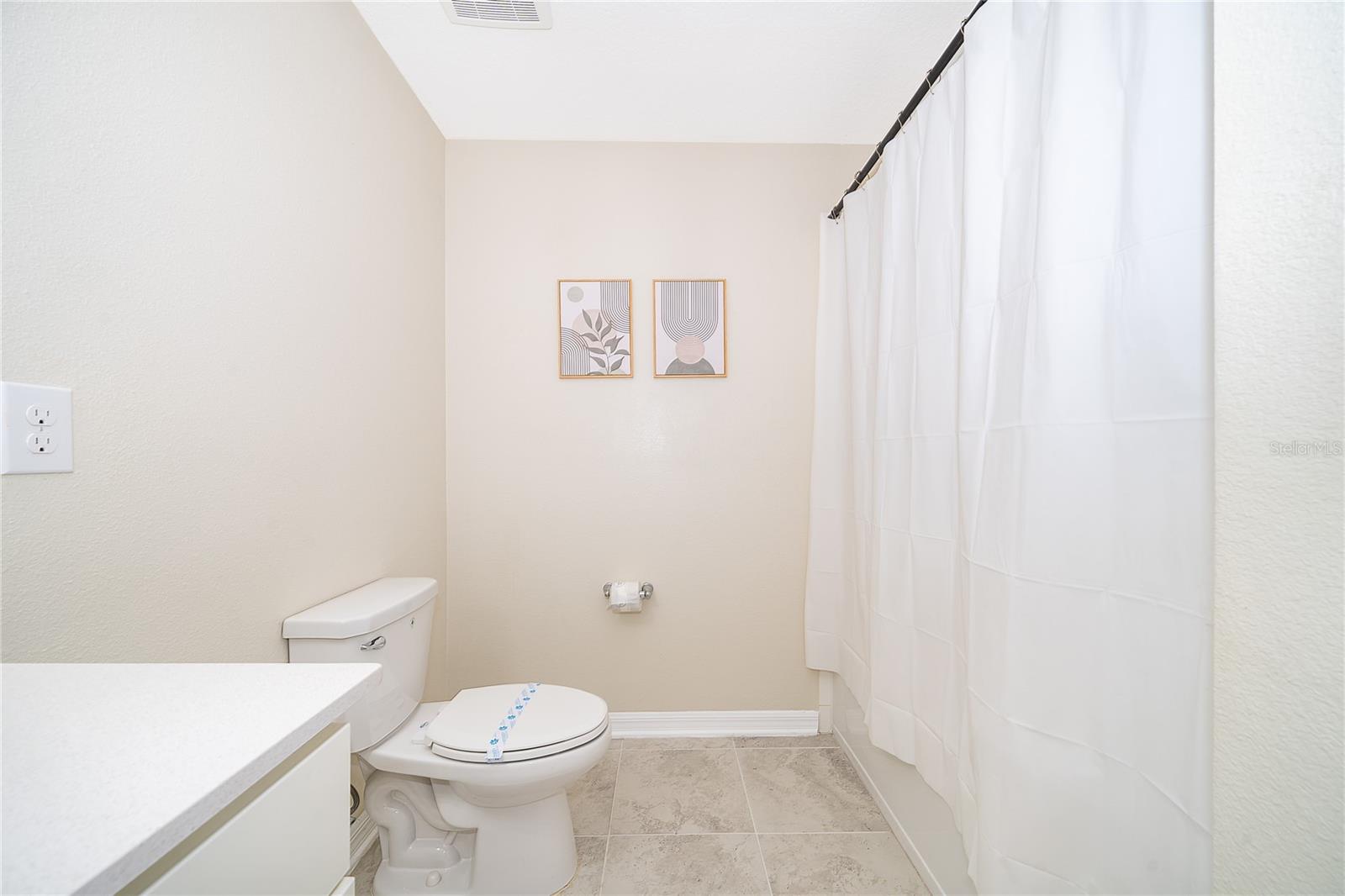 Image 20 of 30 For 3131 Paradox Circle 108