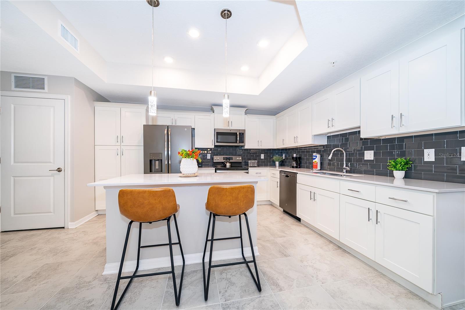 Image 9 of 30 For 3131 Paradox Circle 108