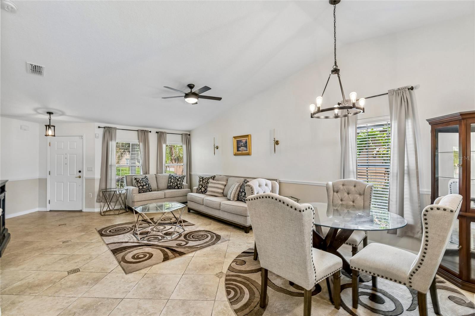 Image 4 of 41 For 213 Grand Canal Dr