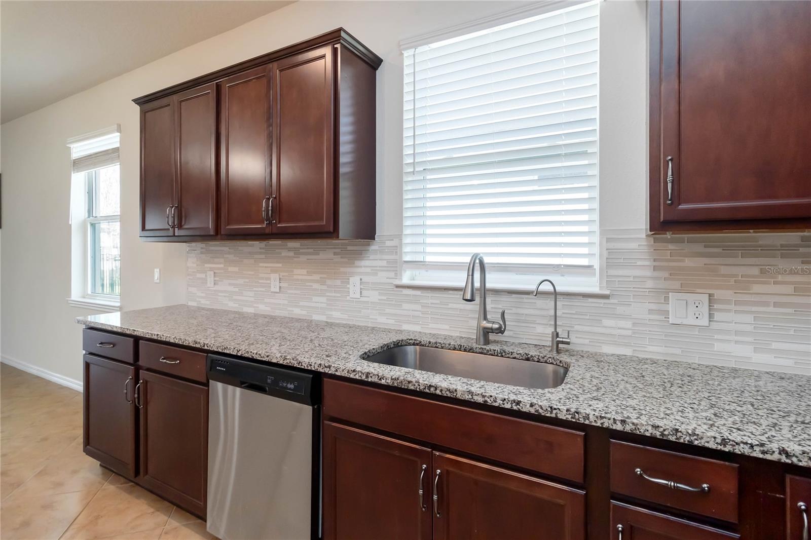 Image 10 of 47 For 2196 Bur Oak Boulevard