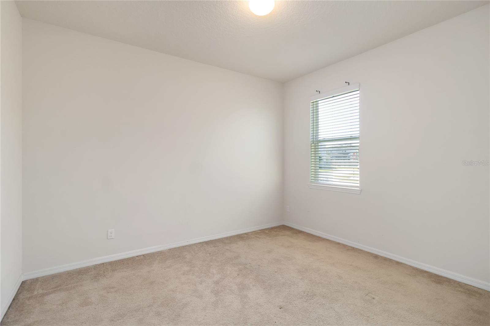 Image 28 of 47 For 2196 Bur Oak Boulevard