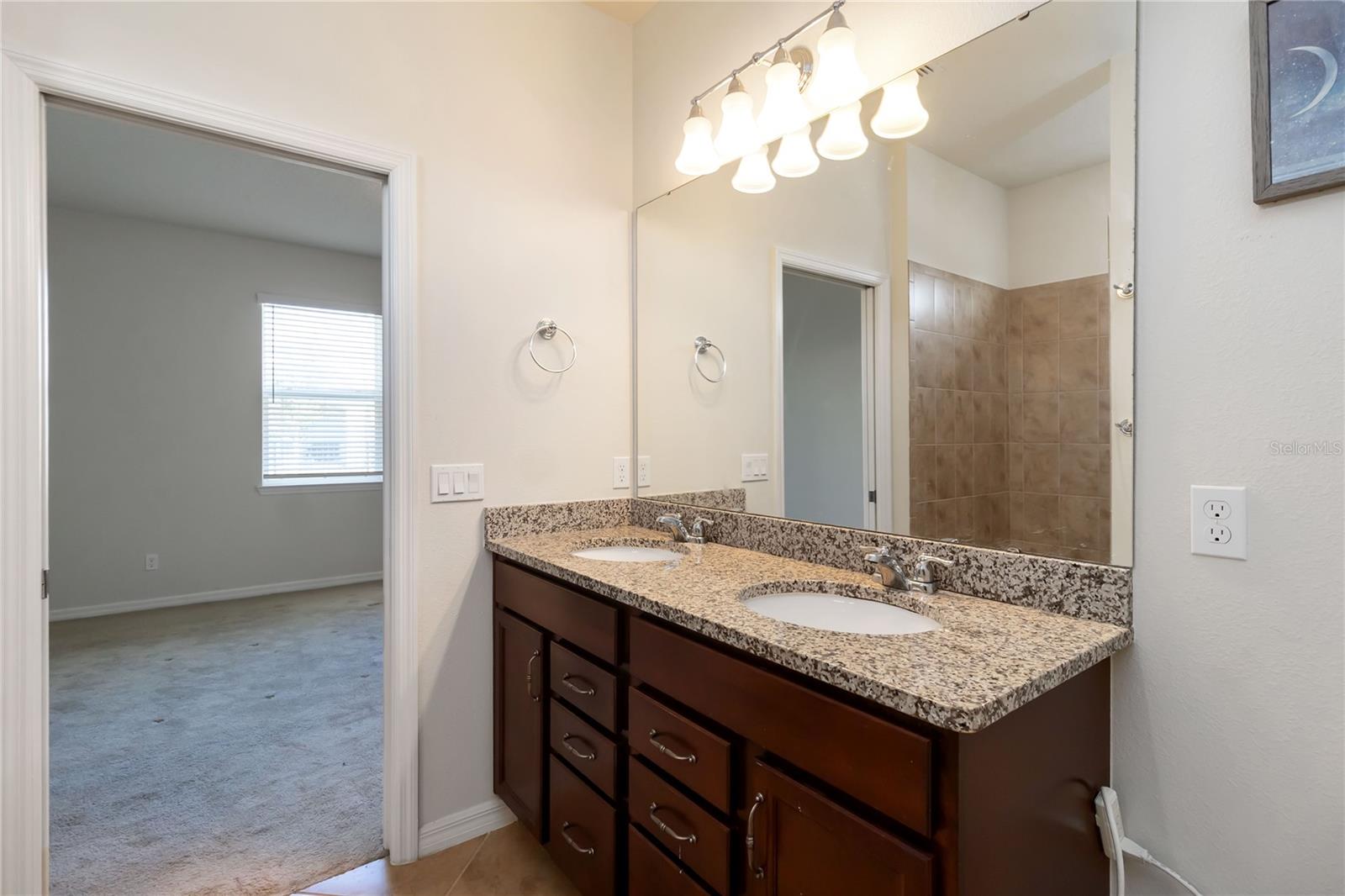 Image 30 of 47 For 2196 Bur Oak Boulevard