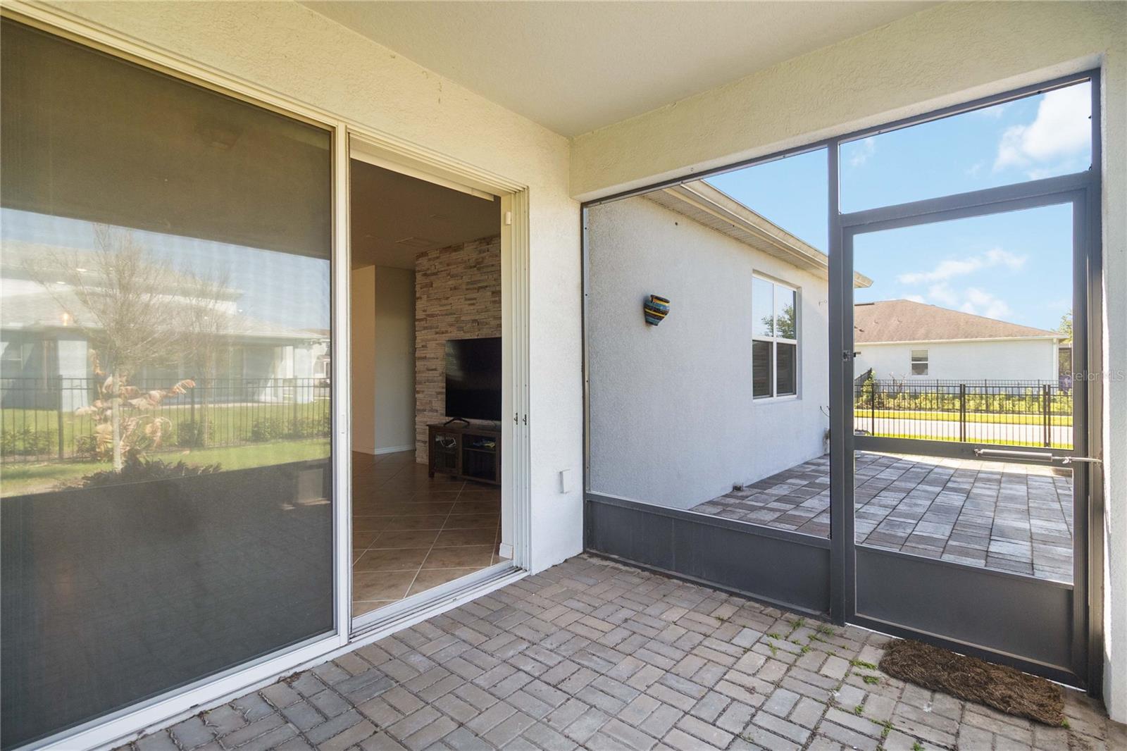 Image 36 of 47 For 2196 Bur Oak Boulevard