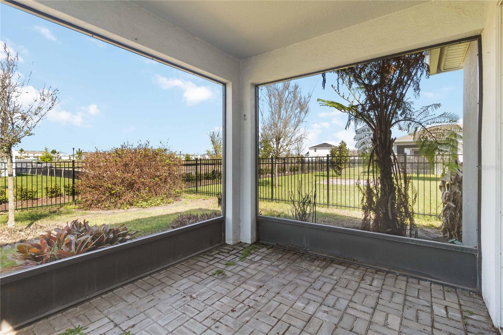 Image 41 of 47 For 2196 Bur Oak Boulevard