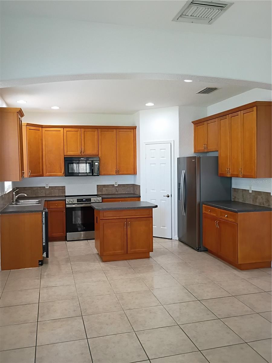 Image 11 of 15 For 3549 Maple Ridge Loop