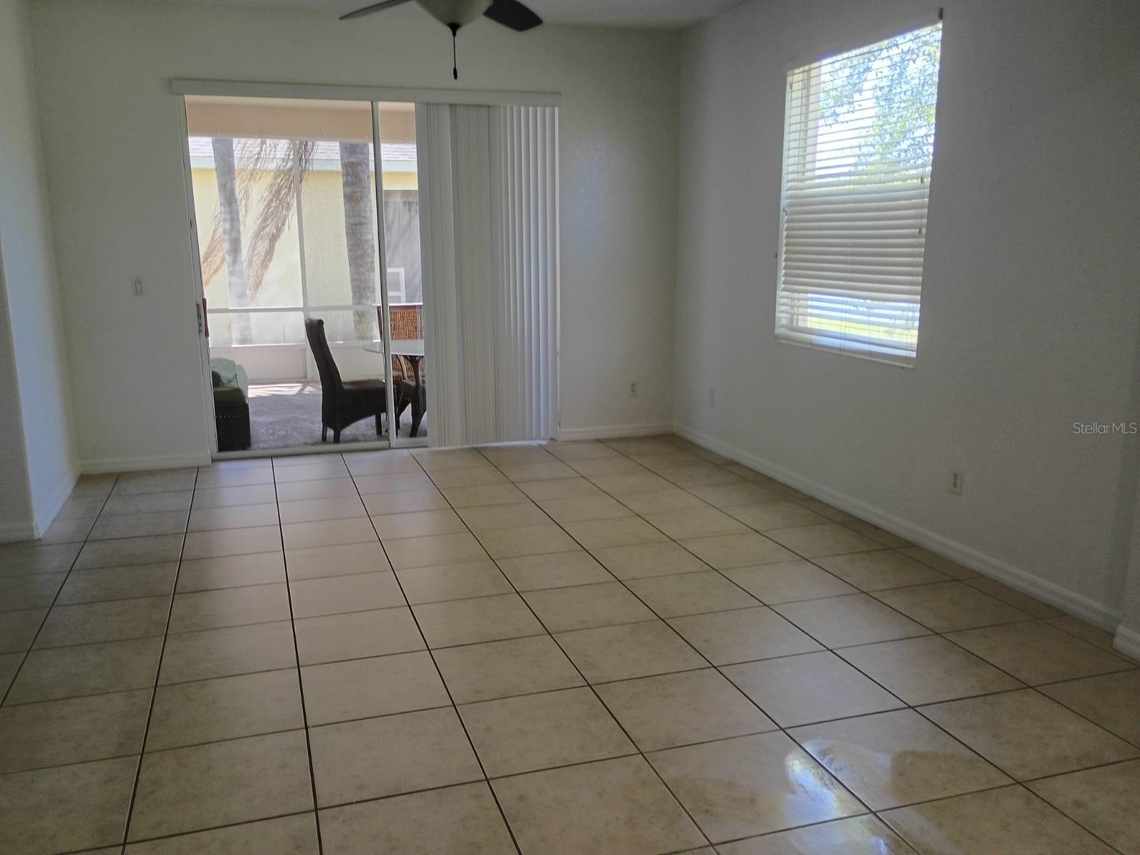 Image 3 of 15 For 3549 Maple Ridge Loop