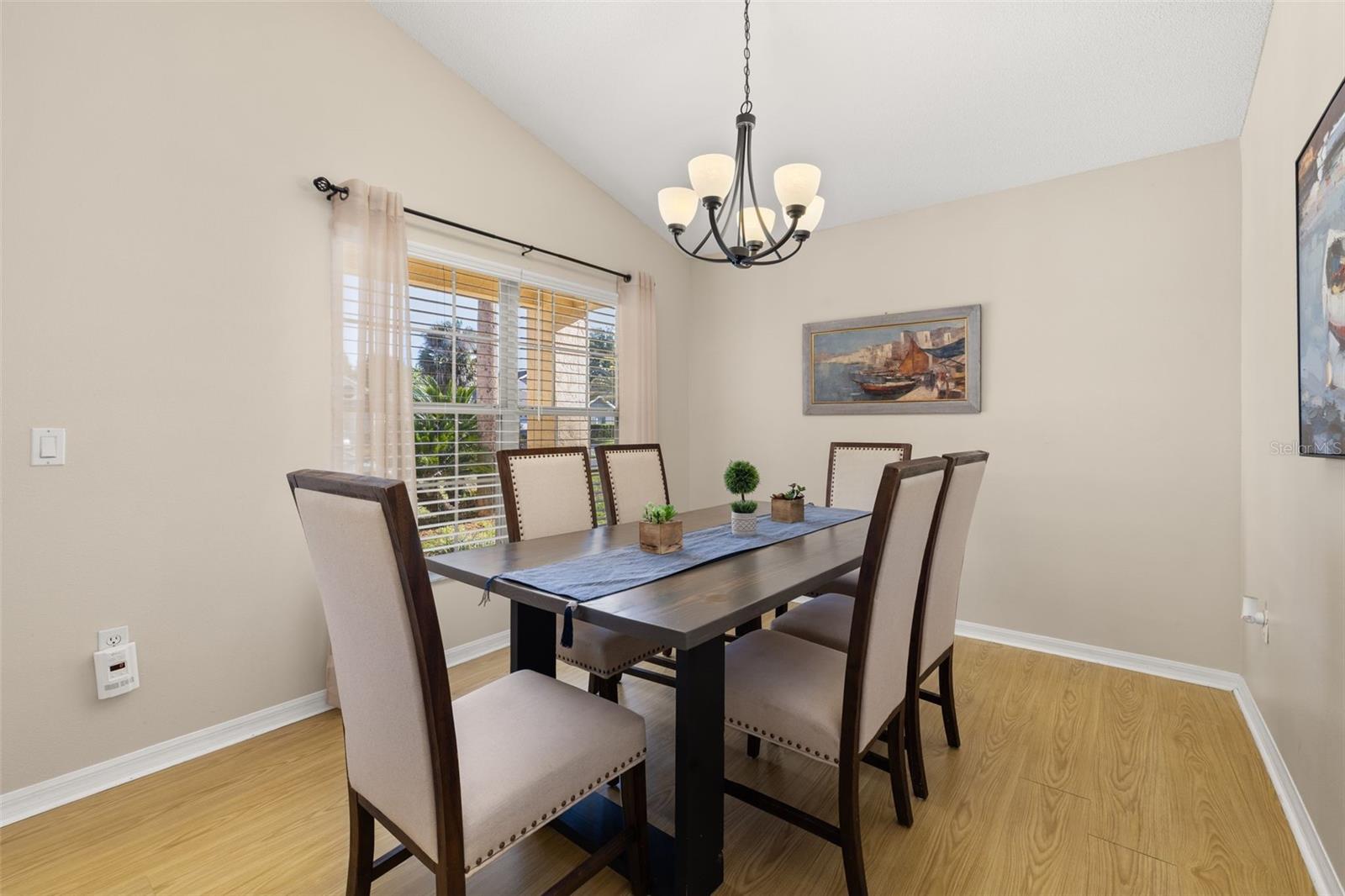 Image 14 of 60 For 2634 Autumn Creek Circle