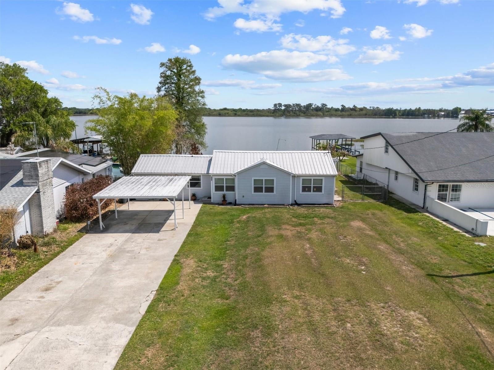 Details for 900 Lake Jessie Drive, WINTER HAVEN, FL 33881