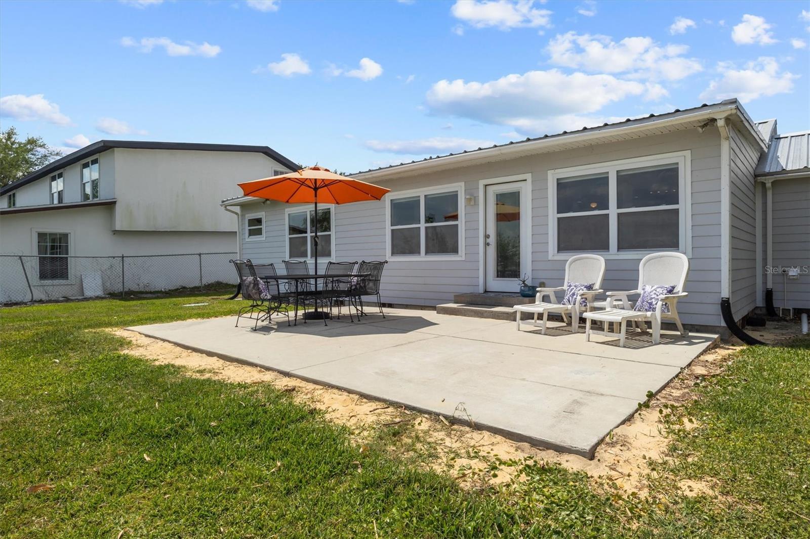 Image 37 of 49 For 900 Lake Jessie Drive