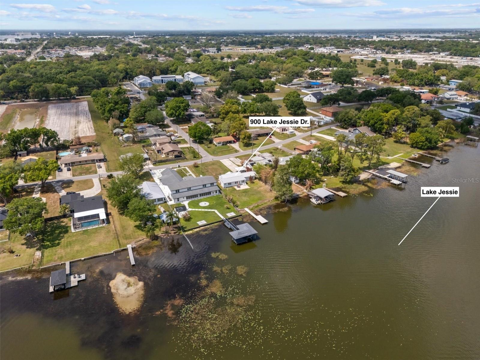 Image 43 of 49 For 900 Lake Jessie Drive