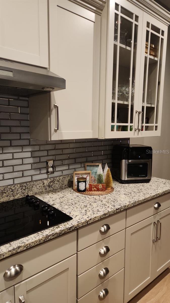 Image 7 of 23 For 2155 Brillante Drive