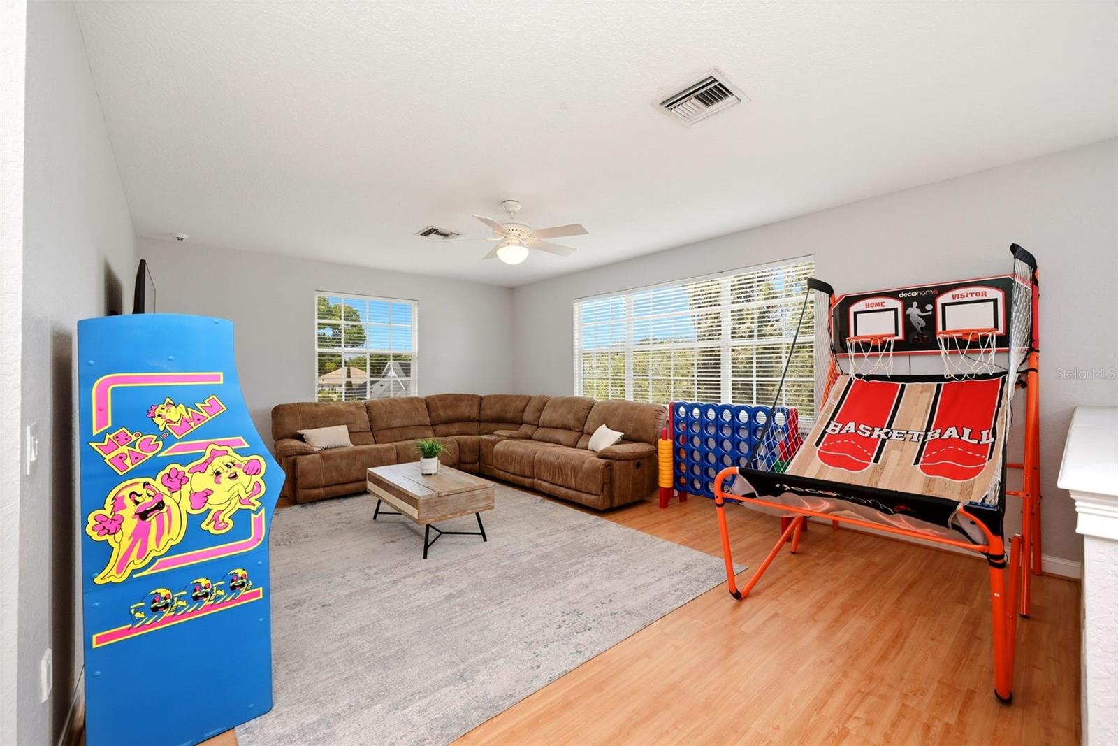 Image 38 of 64 For 9119 Balmoral Mews Sq