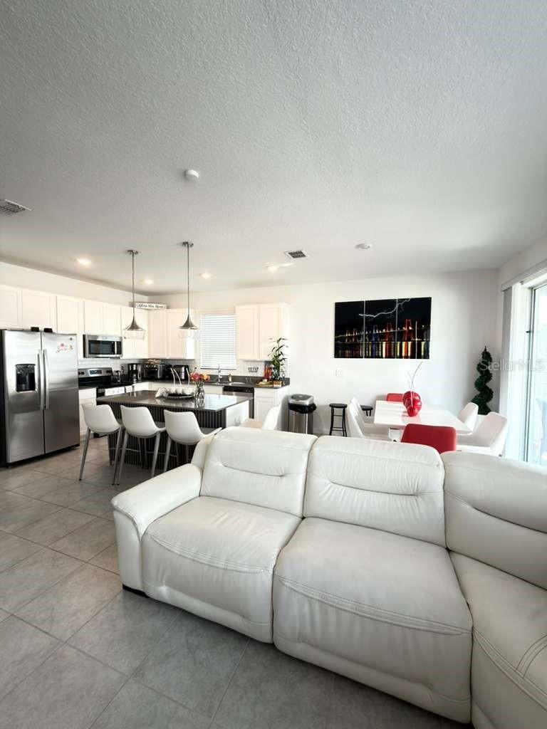 Image 10 of 20 For 1103 Pomelo Street