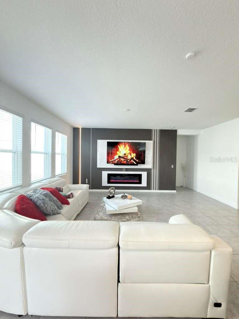 Image 11 of 20 For 1103 Pomelo Street