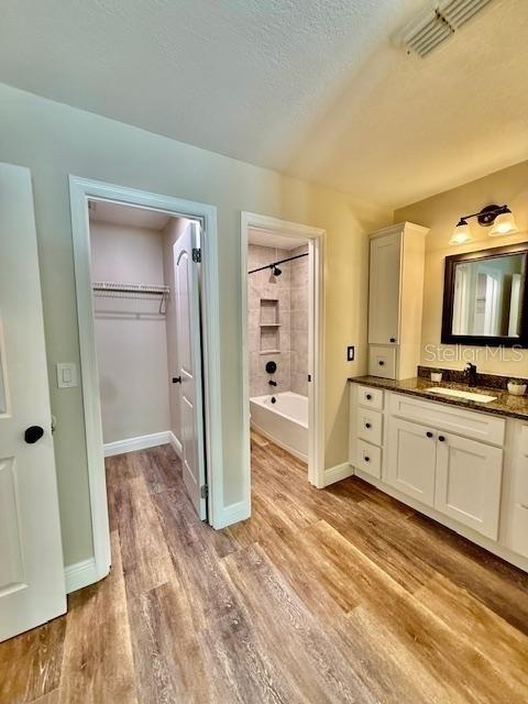 Image 31 of 71 For 1254 Sophie Boulevard