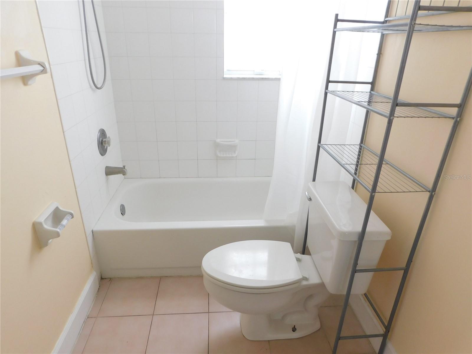 Image 28 of 51 For 1720 Arabian Lane