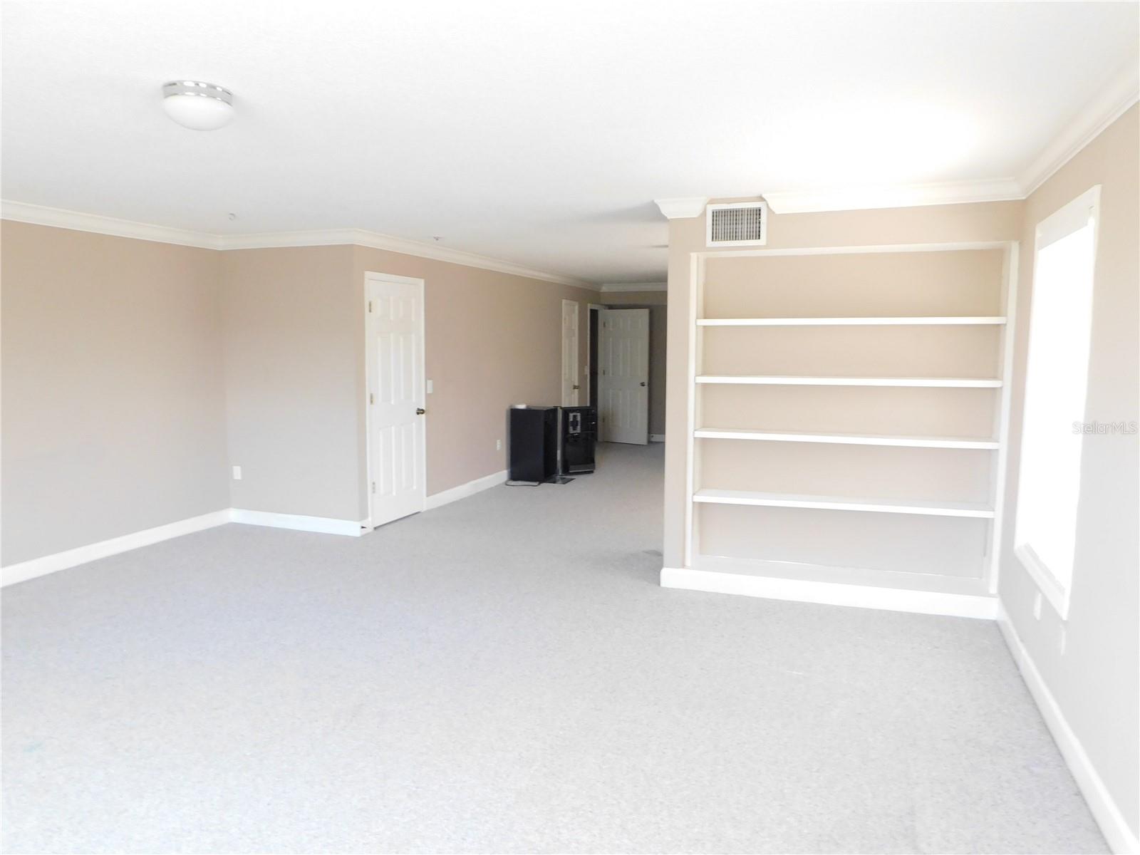 Image 34 of 51 For 1720 Arabian Lane